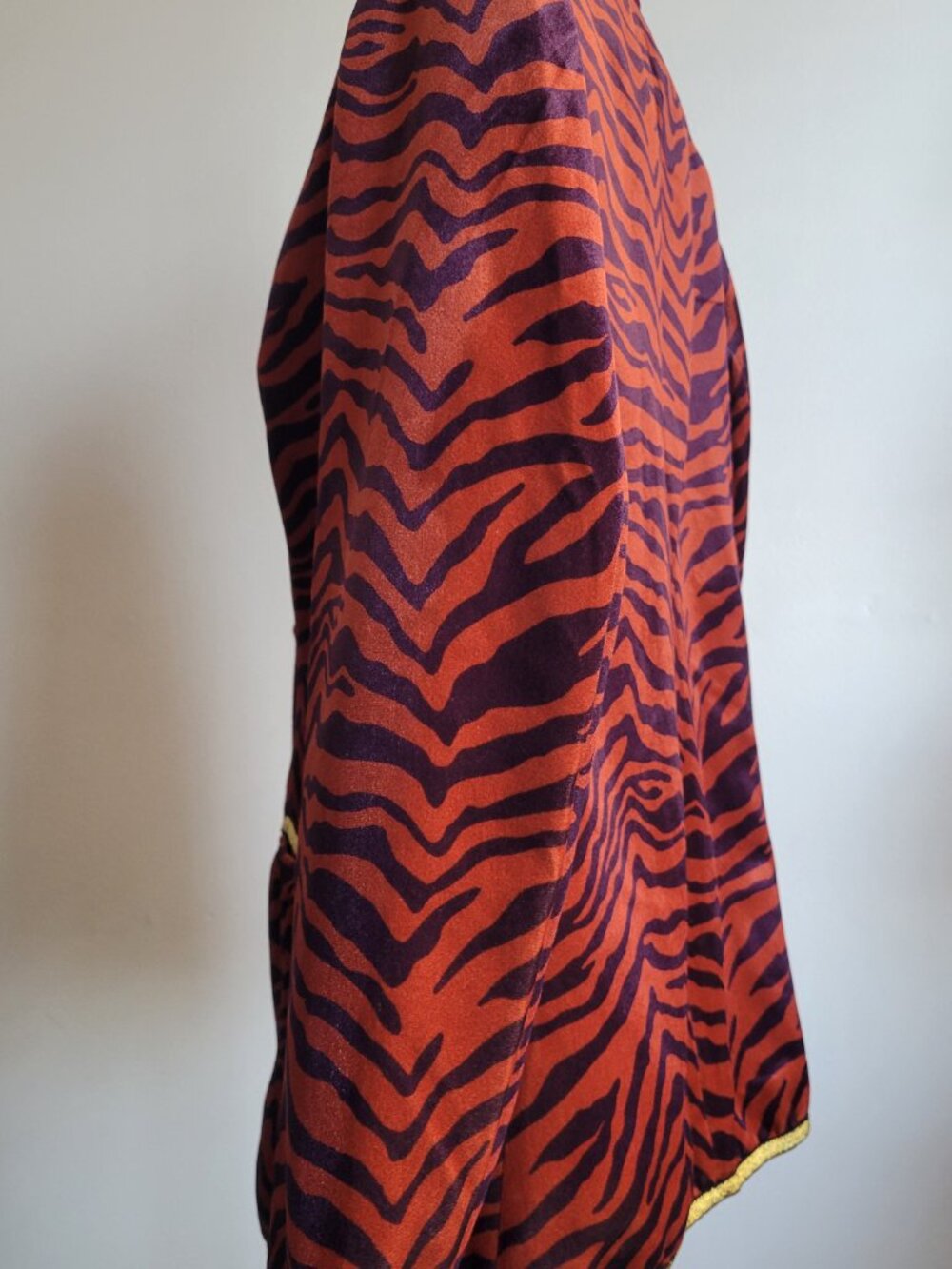 NWOT Women’s Velvet Zebra Print Blazer | Purple & Orange | Gold Mesh Trim | Size - Picture 12 of 15